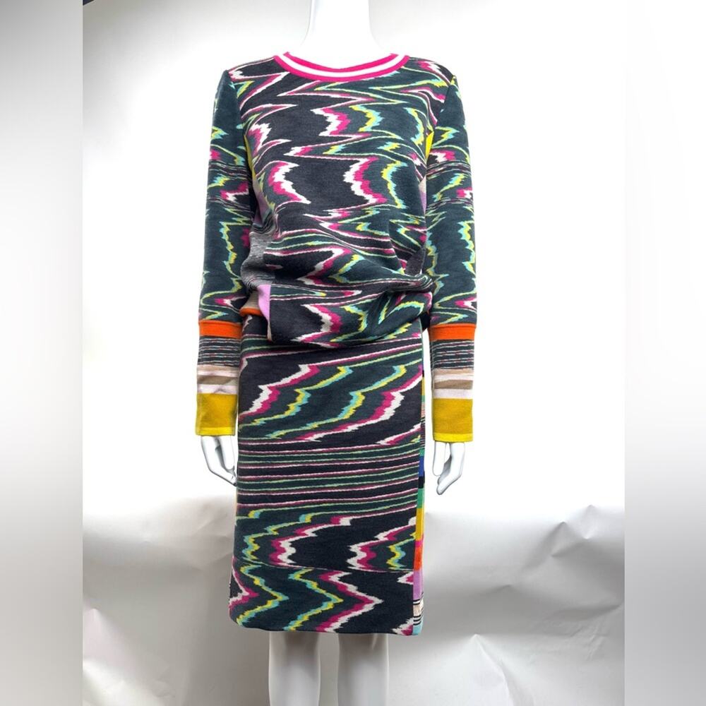 Missoni flame stitch set, cotton fabric top Size 10, Skirt Size 8 RUNS LARGE